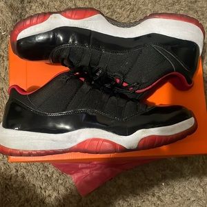 Jordan 11 Lows